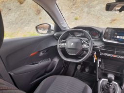 Peugeot 208 / 5P / BlueHDi lleno